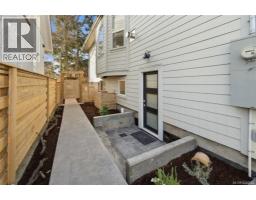 525 Sumas St, Victoria, BC V8T4S4 Photo 33