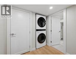 525 Sumas St, Victoria, BC V8T4S4 Photo 41