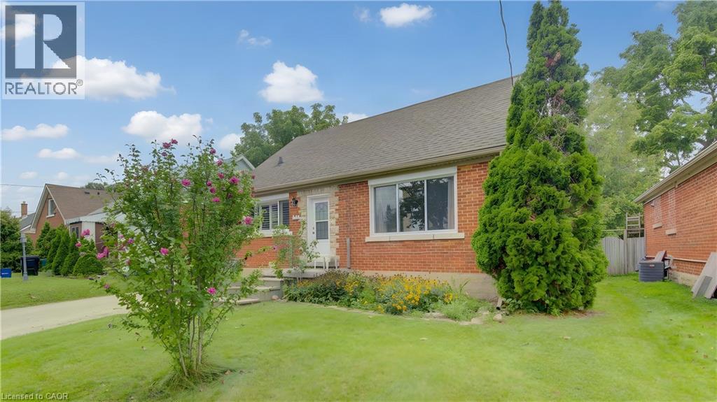 104 MAUSSER Avenue - 2