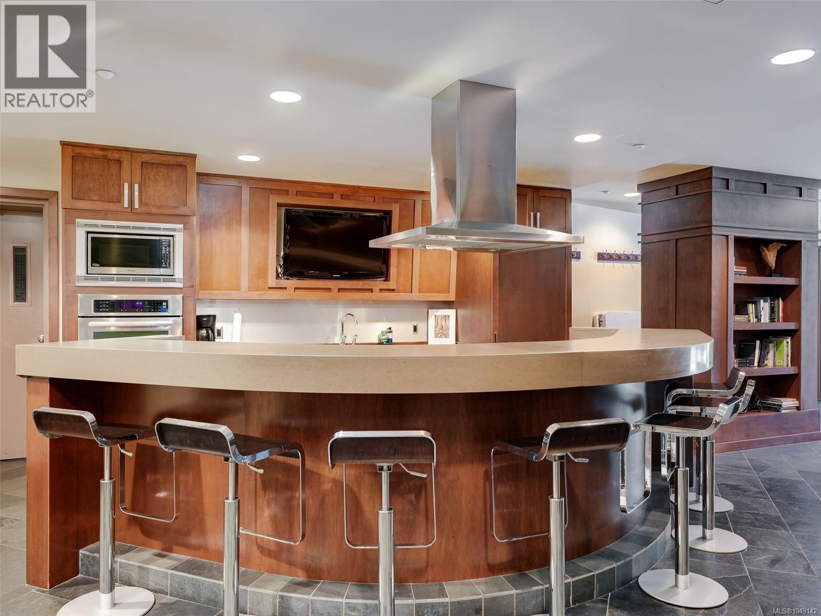 #221 1400 Lynburne Pl - 22