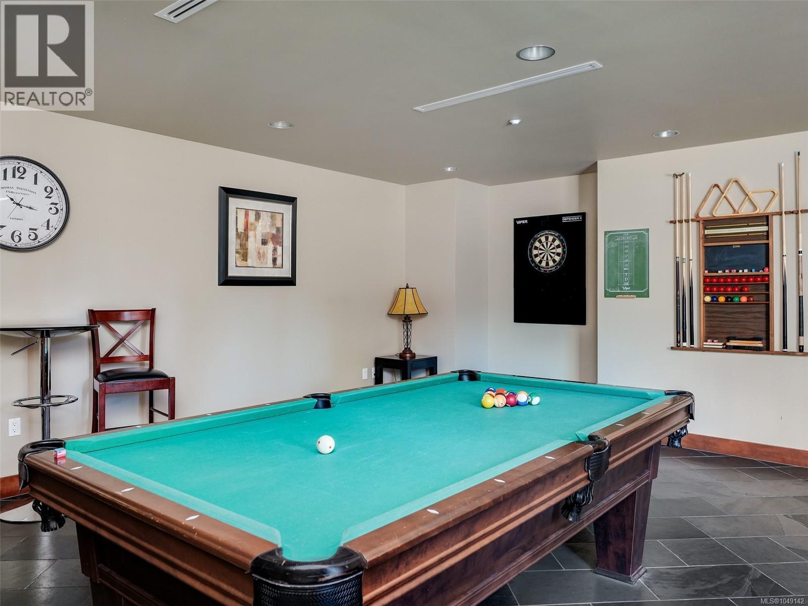 221 1400 Lynburne Place, Langford