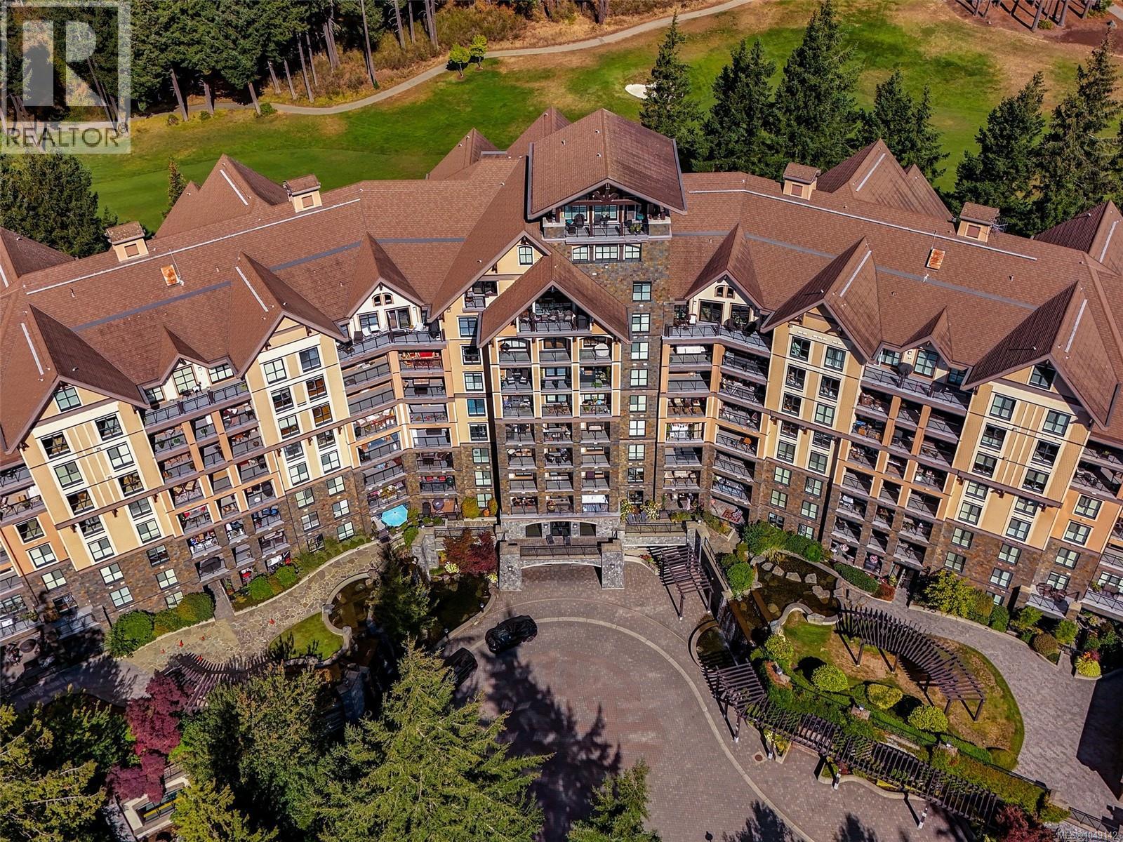 221 1400 Lynburne Place, Langford