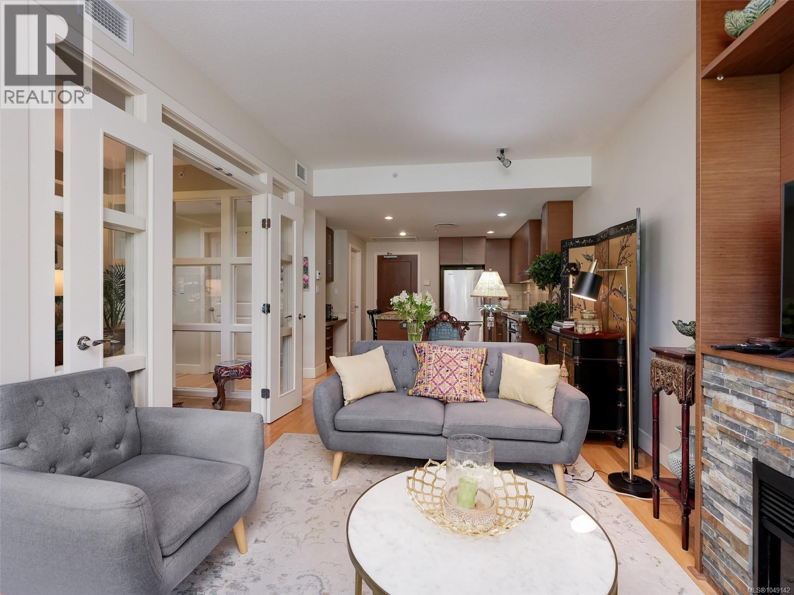 221 1400 Lynburne Place, Langford