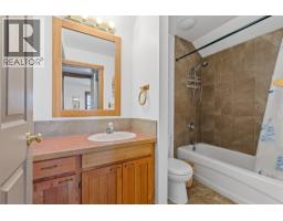 4879a Snowpines Road, Big White, BC V1P1P3 Photo 36