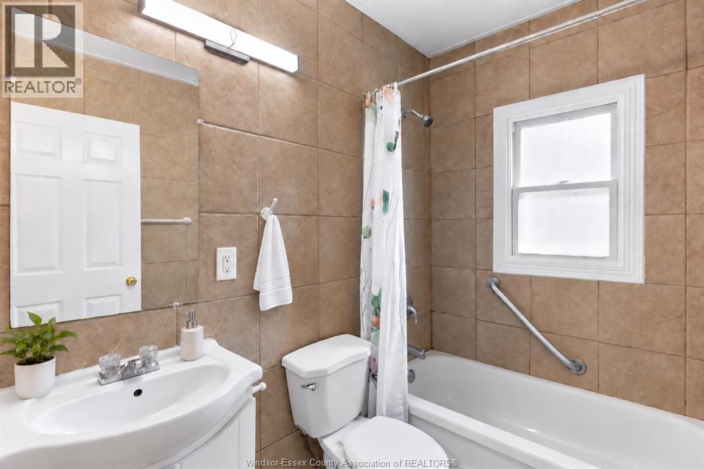 955 MCEWAN - 13