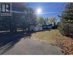 19 Low Ave, Gogama, ON P0M1W0 Photo 8