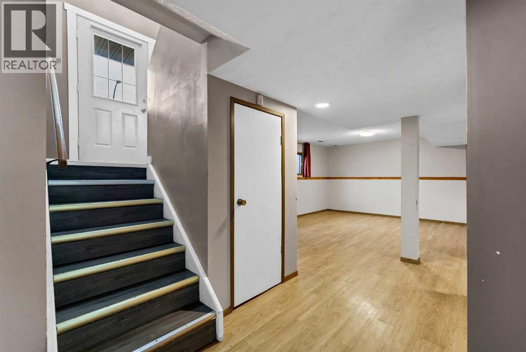 252 Ross Glen Drive SE - Image 25