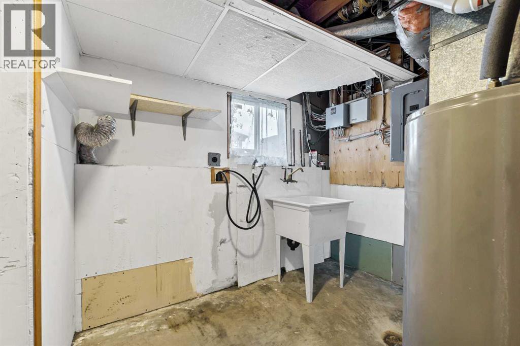 252 Ross Glen Drive SE - Image 36
