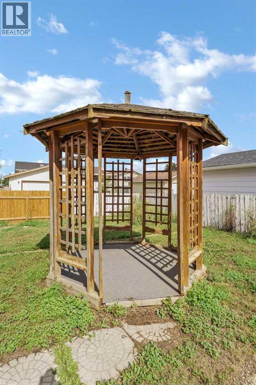 252 Ross Glen Drive SE - Image 48