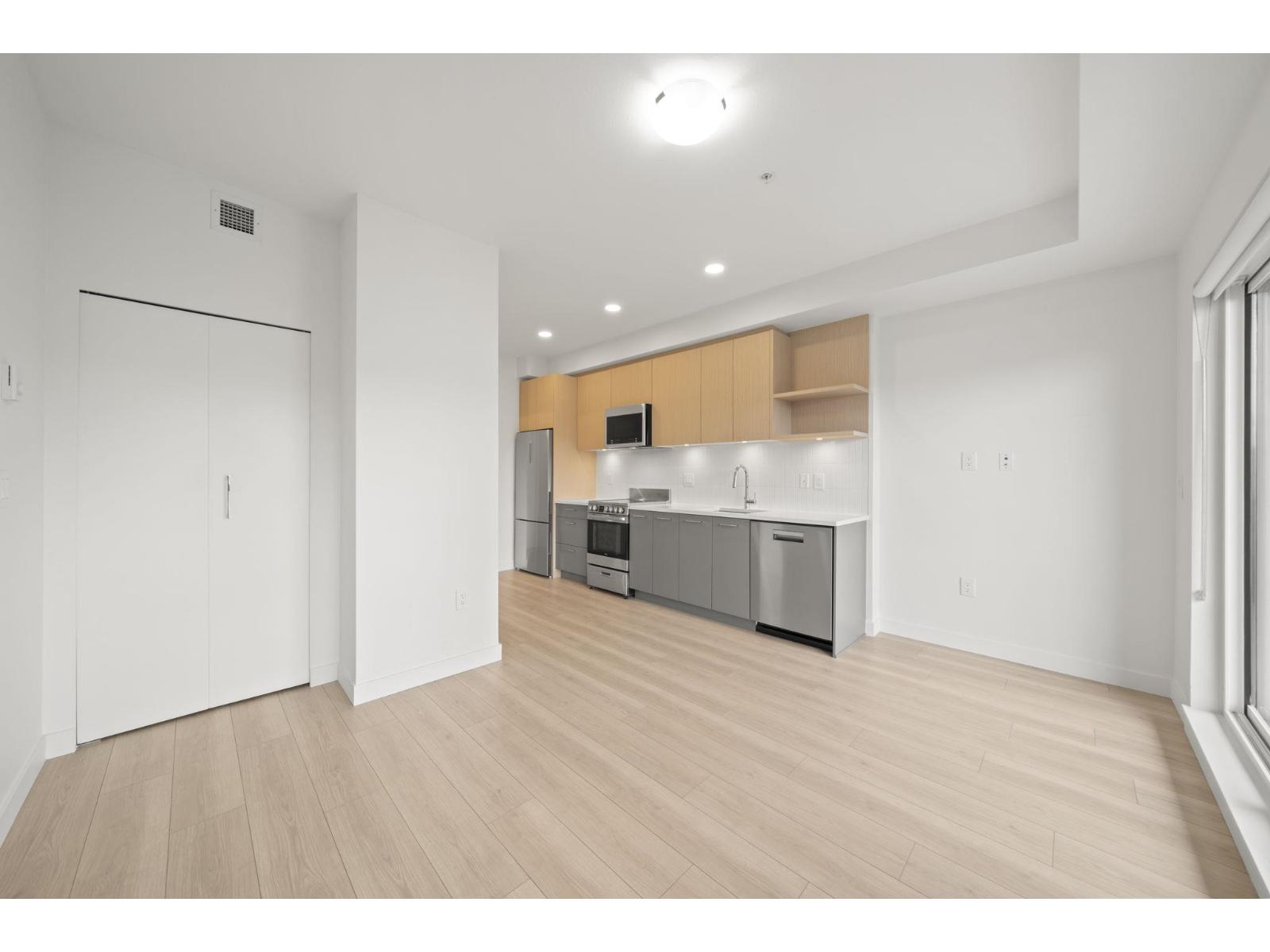 412 10777 138 STREET, Surrey — photo 4
