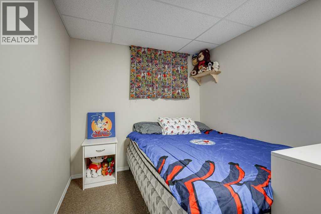 517 Royal Drive - Image 33