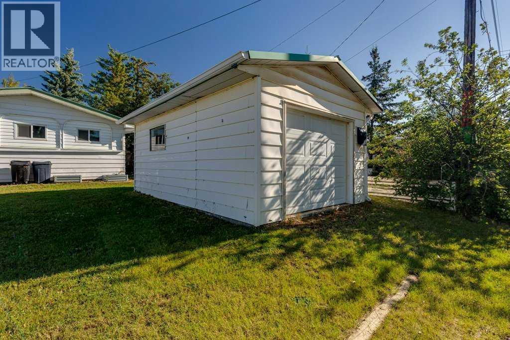 517 Royal Drive - Image 42