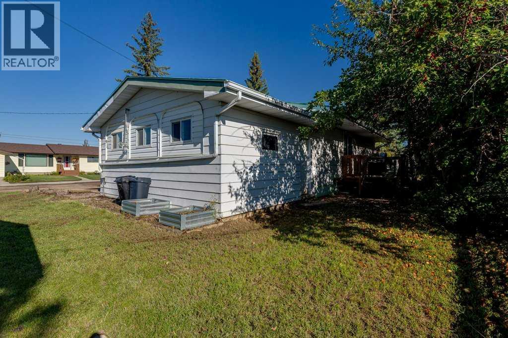 517 Royal Drive - Image 45