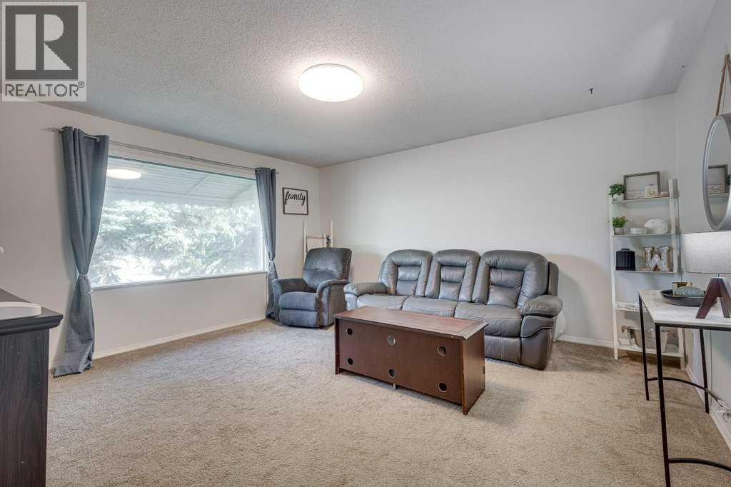 517 Royal Drive - 8