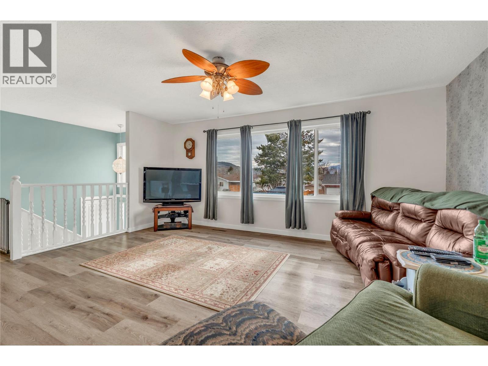 738 KETTLE Avenue - 10