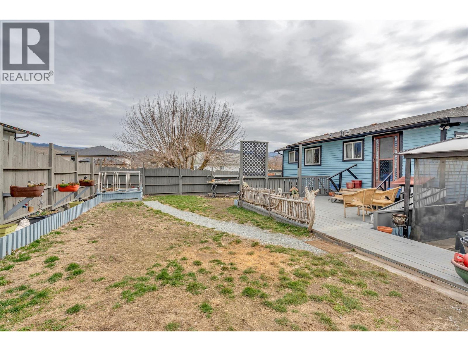 738 KETTLE Avenue, Oliver
