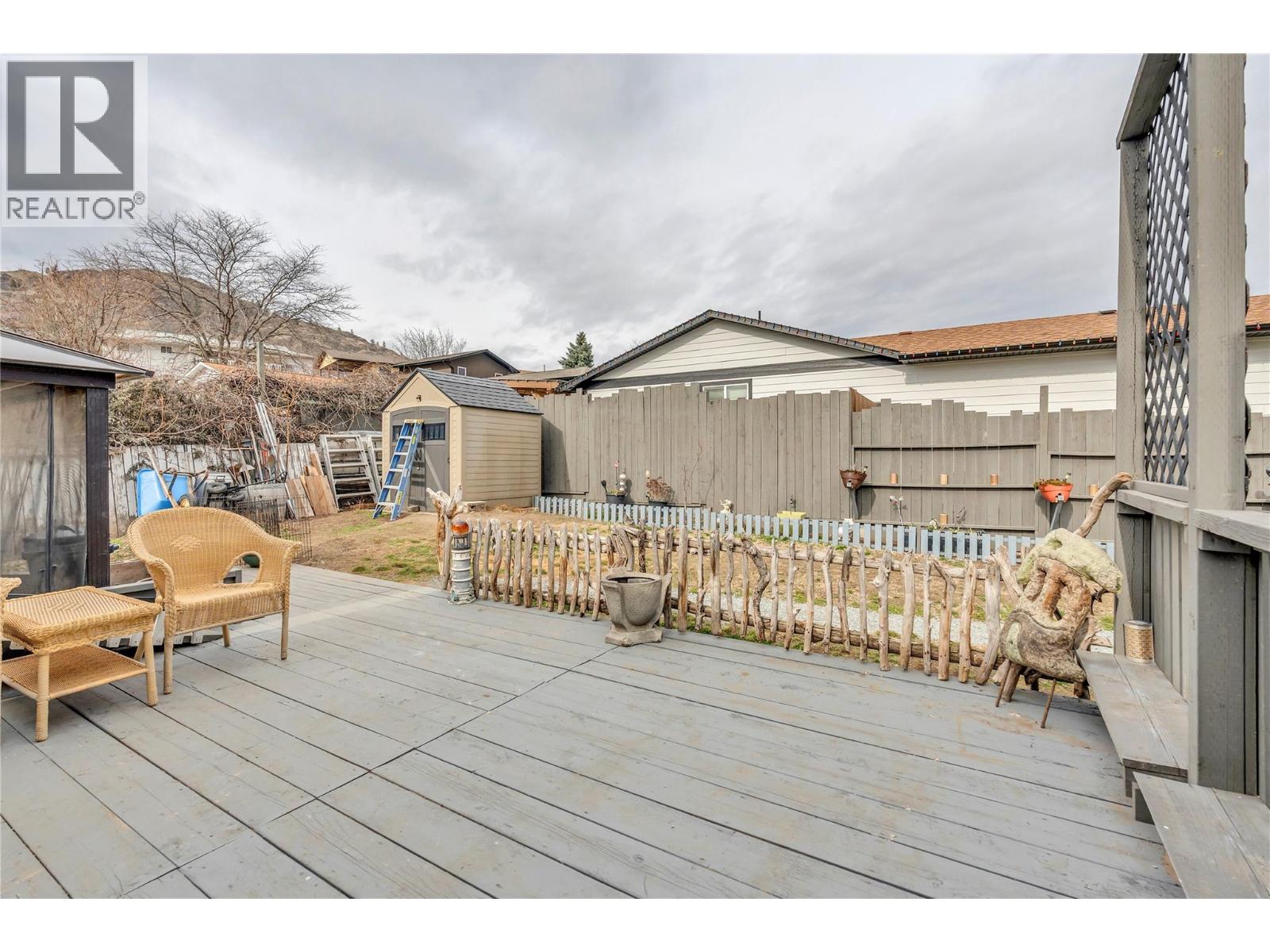 738 KETTLE Avenue, Oliver