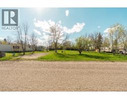 837 2 Street E, Cardston, AB T0K0K0 Photo 6
