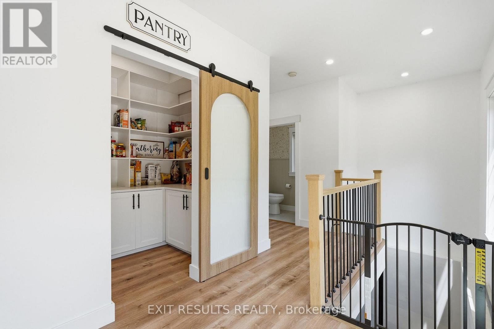 2083 GROVES ROAD - 16