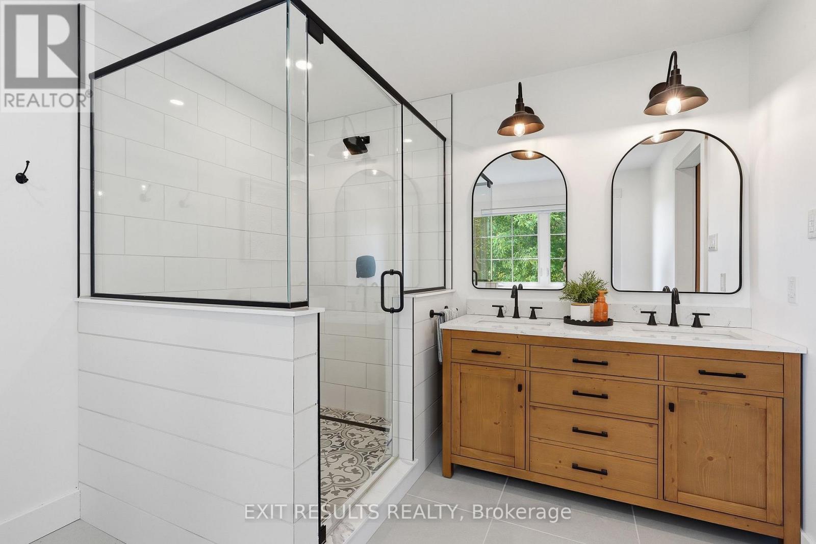 4 Bed, 3 Bath House for Sale in Russell – 2083 GROVES ROAD, Russell – MLS# X13762668 - Image 28