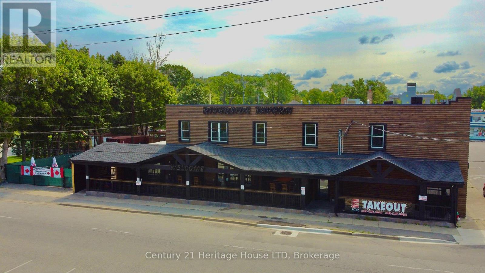 8163 Cummington photo 3