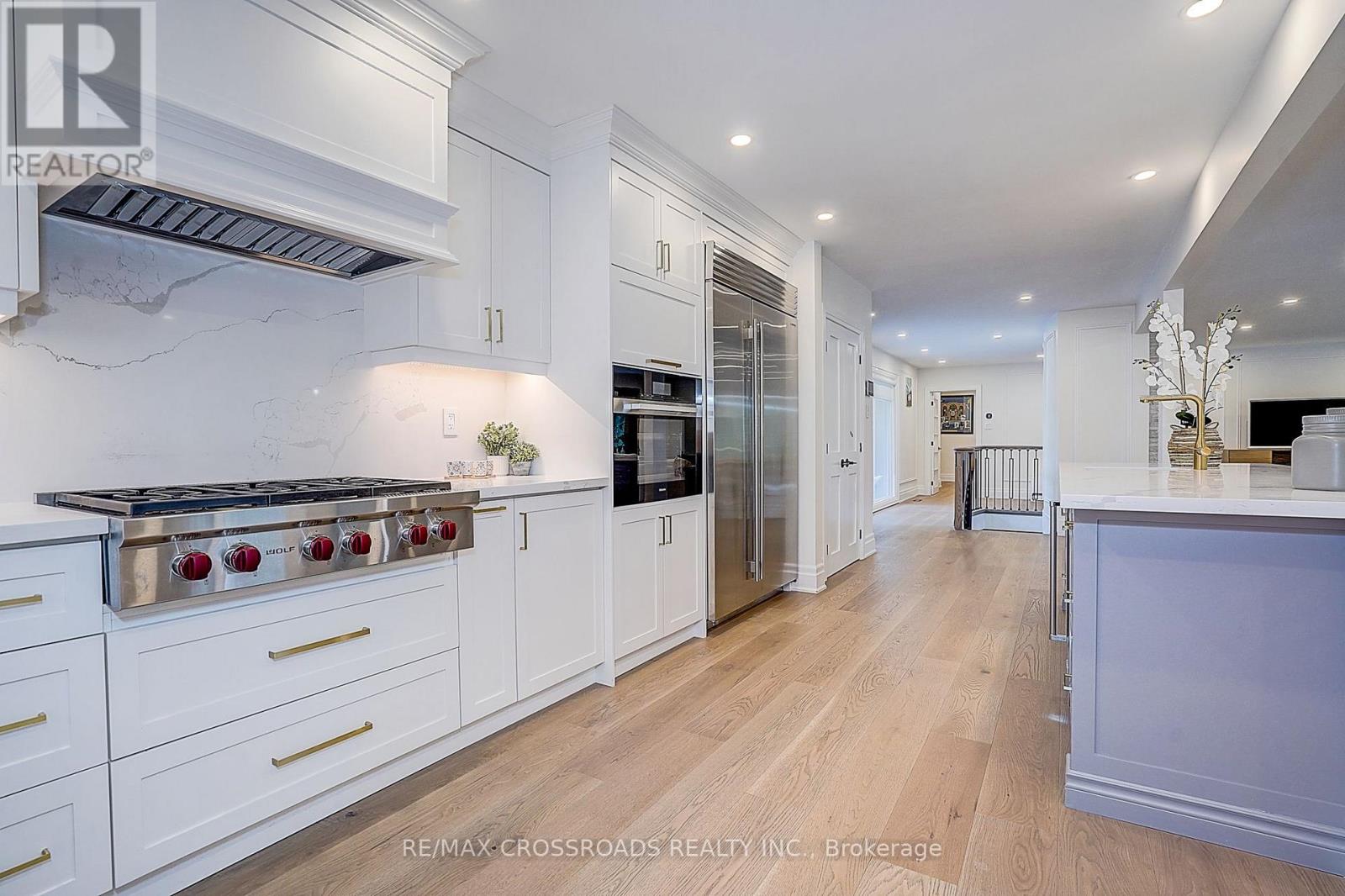 55 FOREST GROVE DRIVE - 13