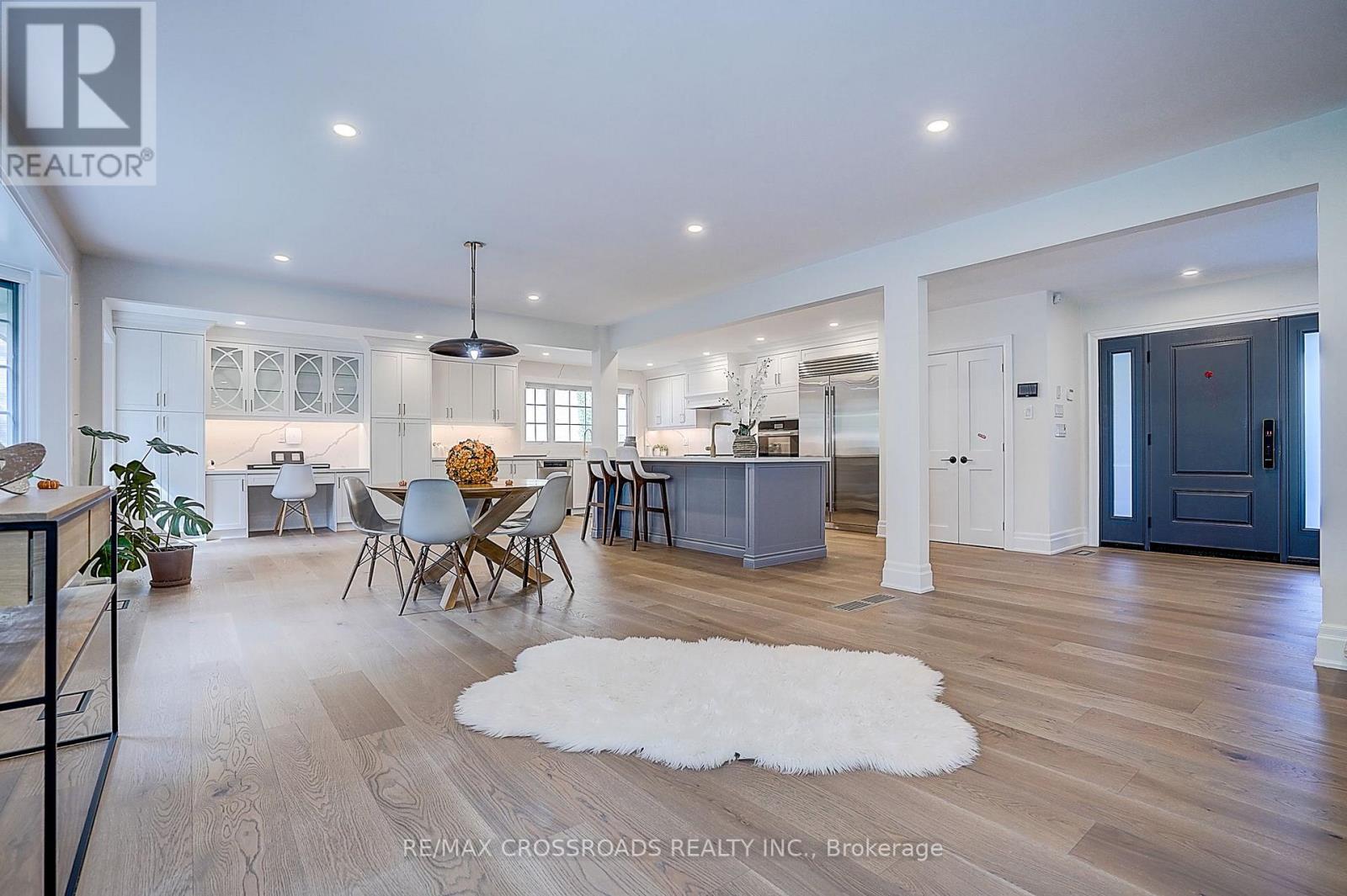 55 FOREST GROVE DRIVE - 23