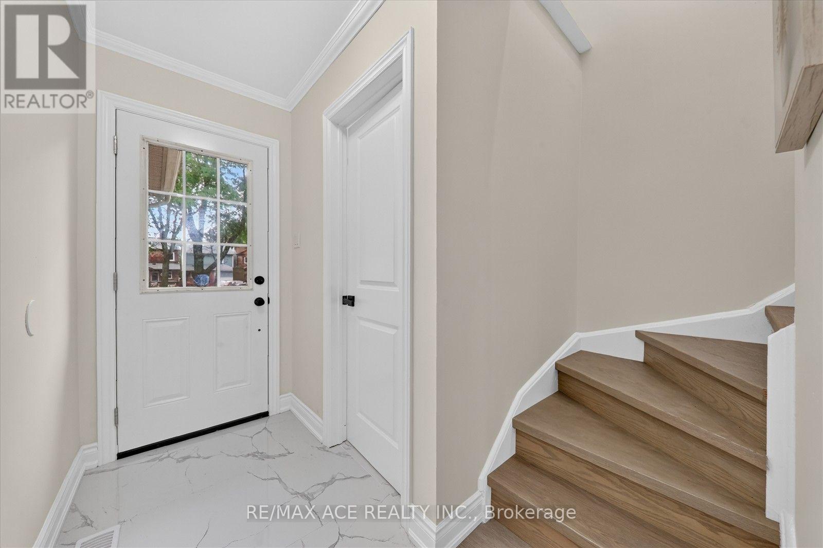 101 GREENFIELD CRESCENT, Whitby (Blue Grass Meadows) — photo 7
