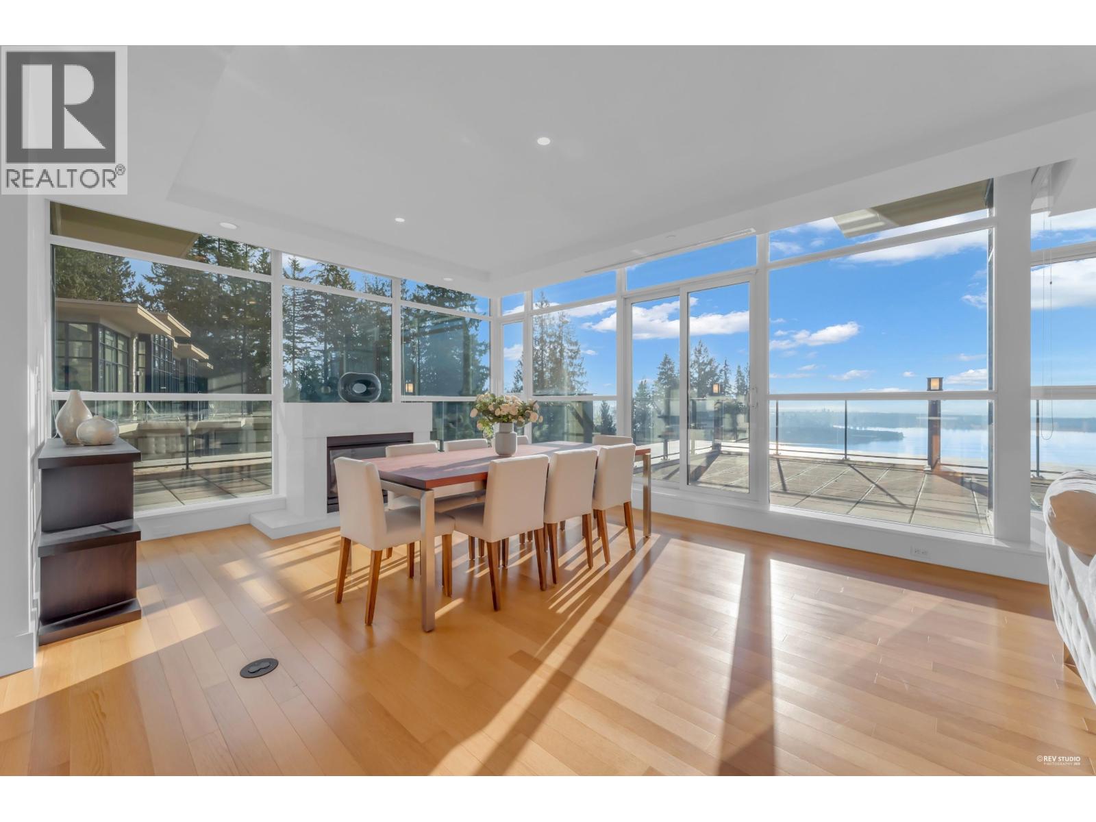 303 2245 TWIN CREEK PLACE, West Vancouver