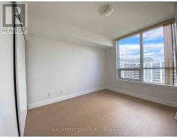925 - 370 Highway 7 E, Richmond Hill, ON L4B0C4 Photo 12