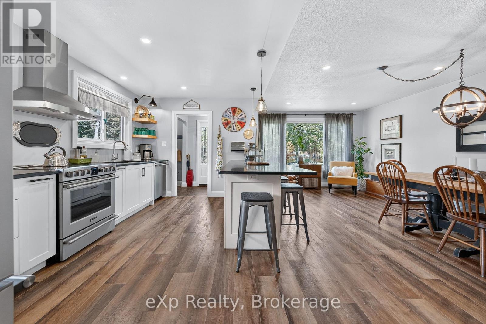 58 CHELTONWOOD AVENUE - 13