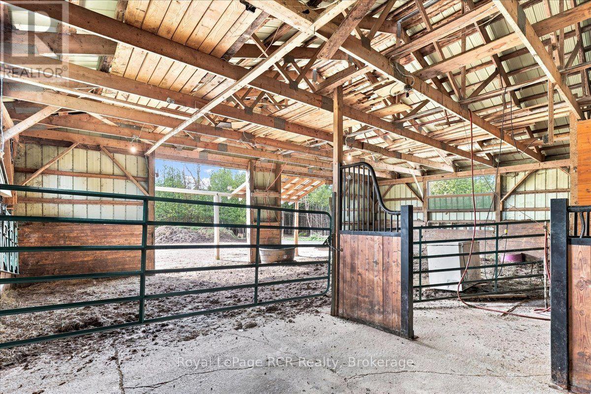 151601 SOUTHGATE SIDEROAD 15 - Image 33