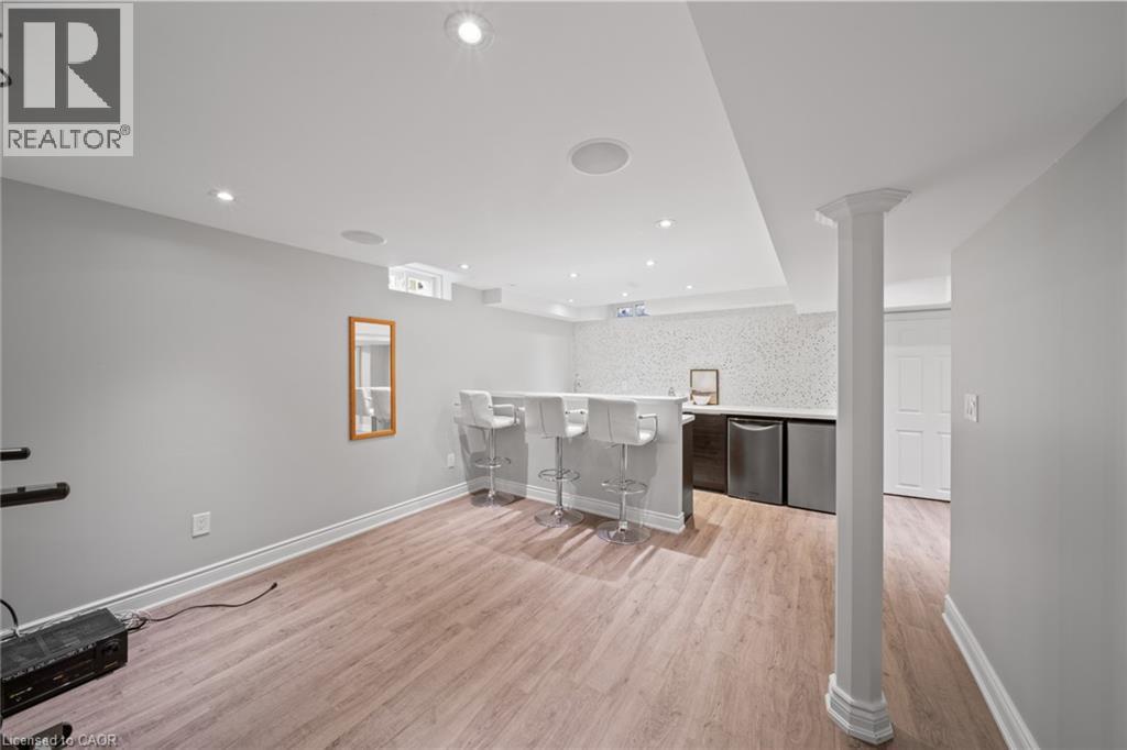 4315 CREDIT POINTE Drive - Image 27