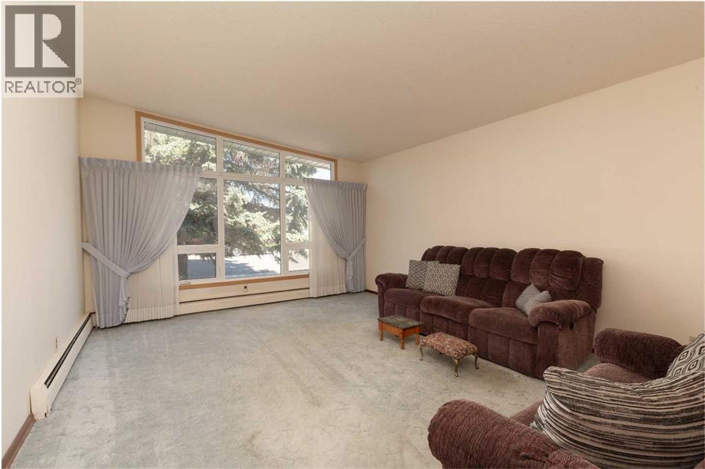 2710 6A Avenue N - 9