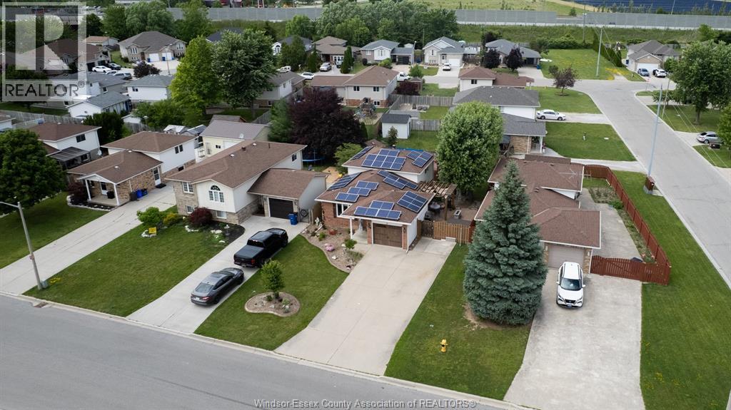 18 AZAR DRIVE - 36