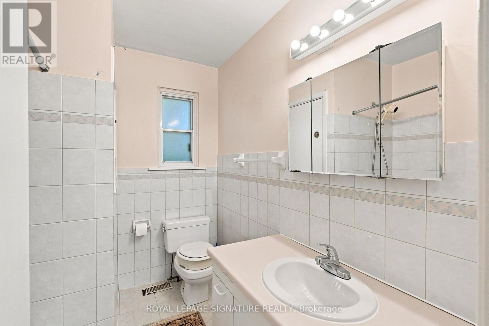 1 DALEGROVE CRESCENT - 16