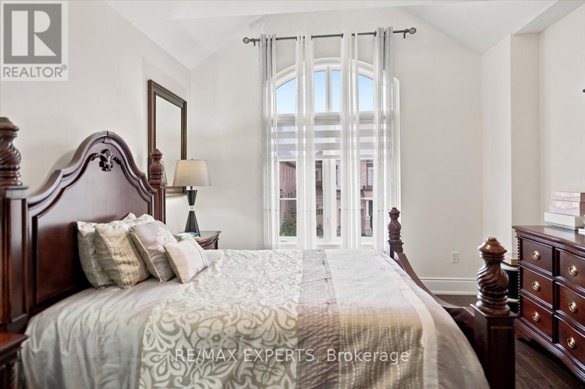 30 MIDMORNING ROAD - 20