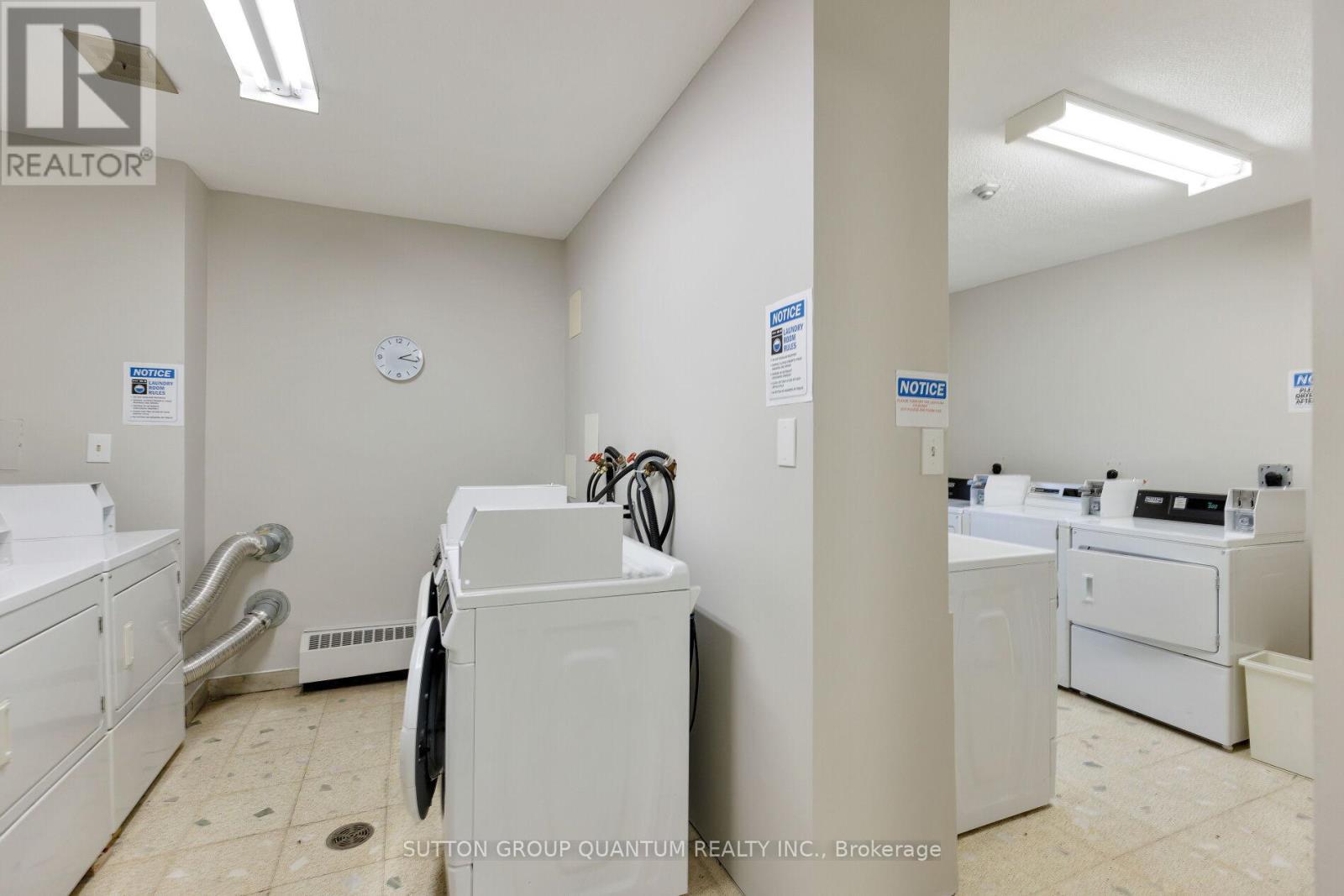 #401 15 ELIZABETH STREET N - 42