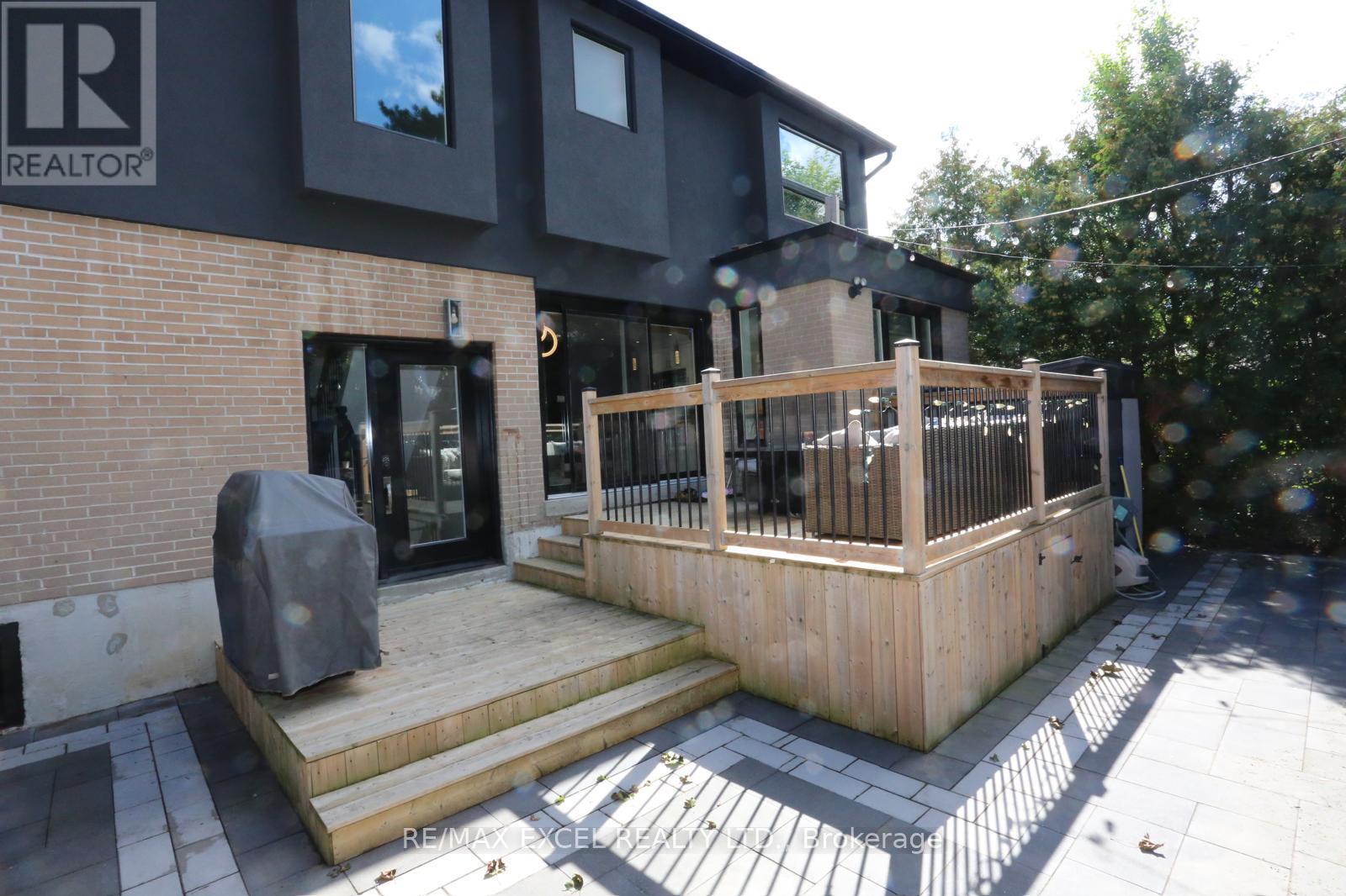 16 ALDENHAM CRESCENT - Image 32