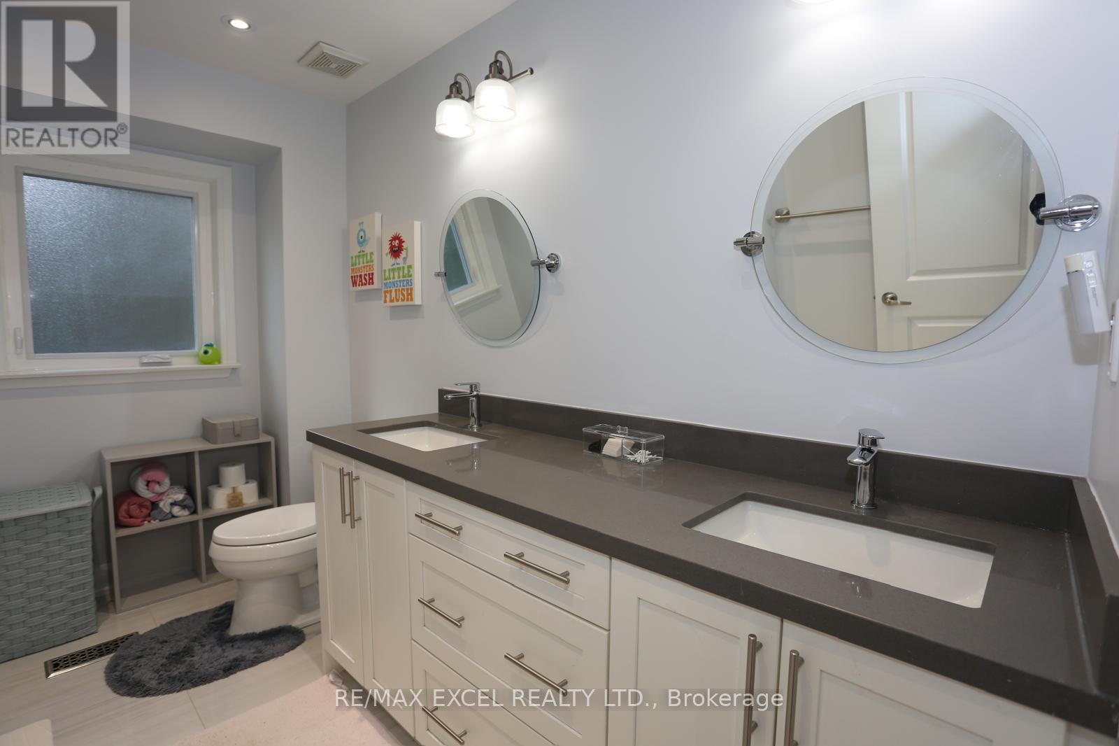 16 ALDENHAM CRESCENT - 19