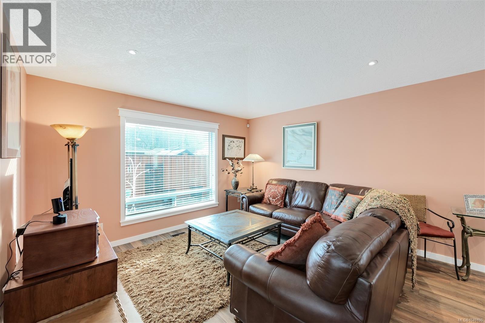 52 7586 Tetayut Road, Central Saanich