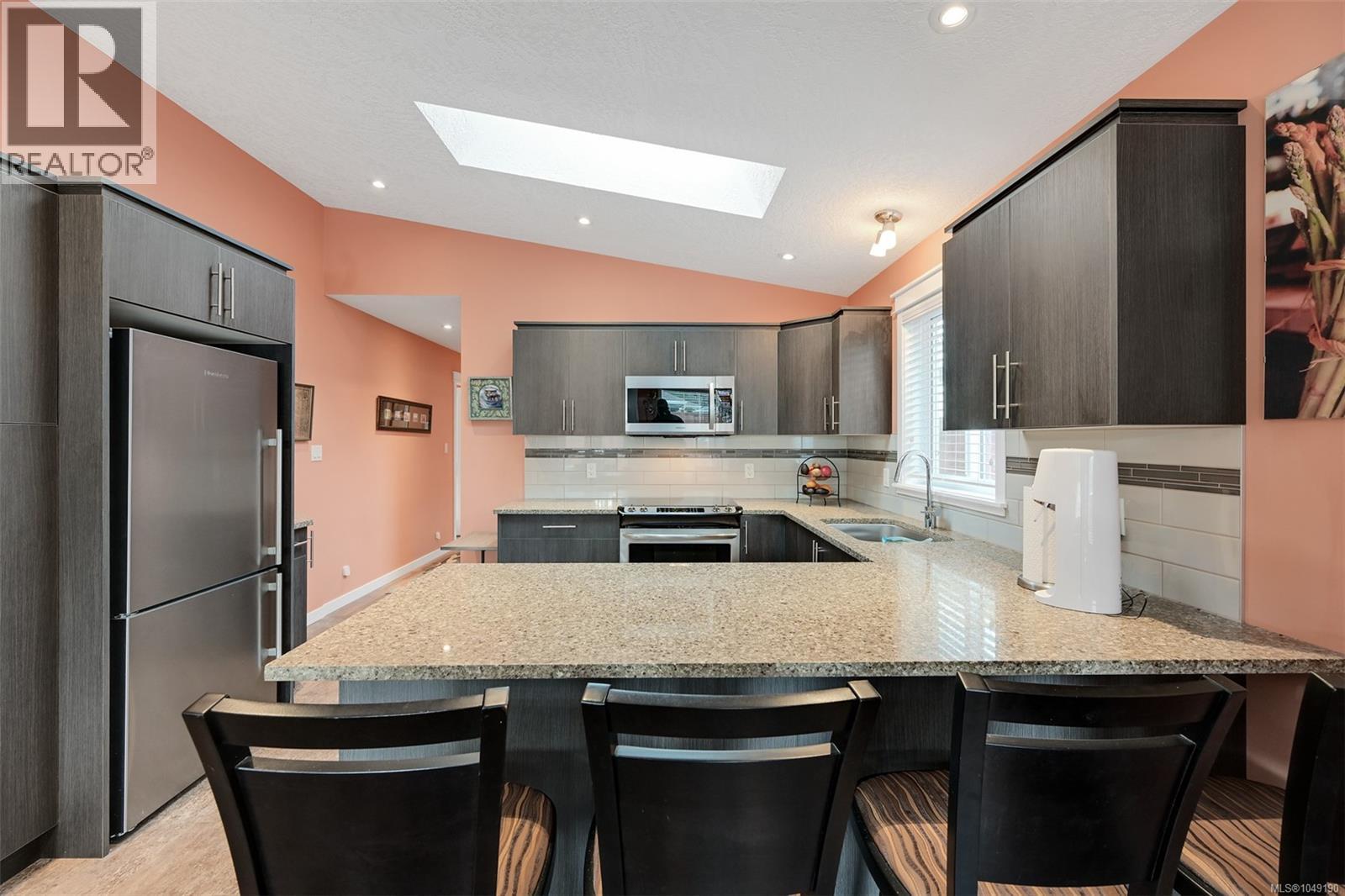 52 7586 Tetayut Road, Central Saanich
