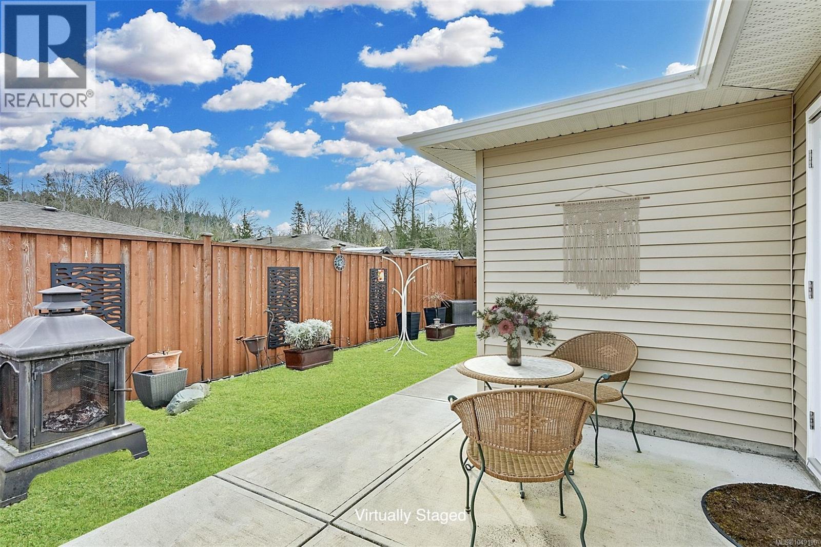 52 7586 Tetayut Road, Central Saanich