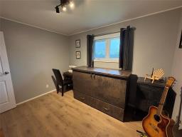 144142 108 Road W, Dauphin, MB R7N2T7 Photo 17
