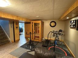 144142 108 Road W, Dauphin, MB R7N2T7 Photo 27