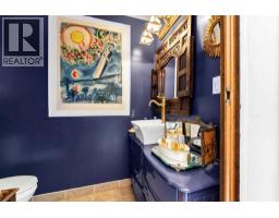 335 1 Street Se, Medicine Hat, AB T1A0A5 Photo 22