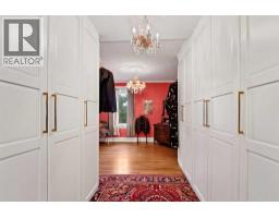 335 1 Street Se, Medicine Hat, AB T1A0A5 Photo 28