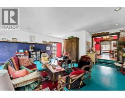 335 1 Street Se, Medicine Hat, AB T1A0A5 Photo 17