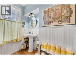 335 1 Street Se, Medicine Hat, AB T1A0A5 Photo 32