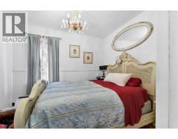 335 1 Street Se, Medicine Hat, AB T1A0A5 Photo 27